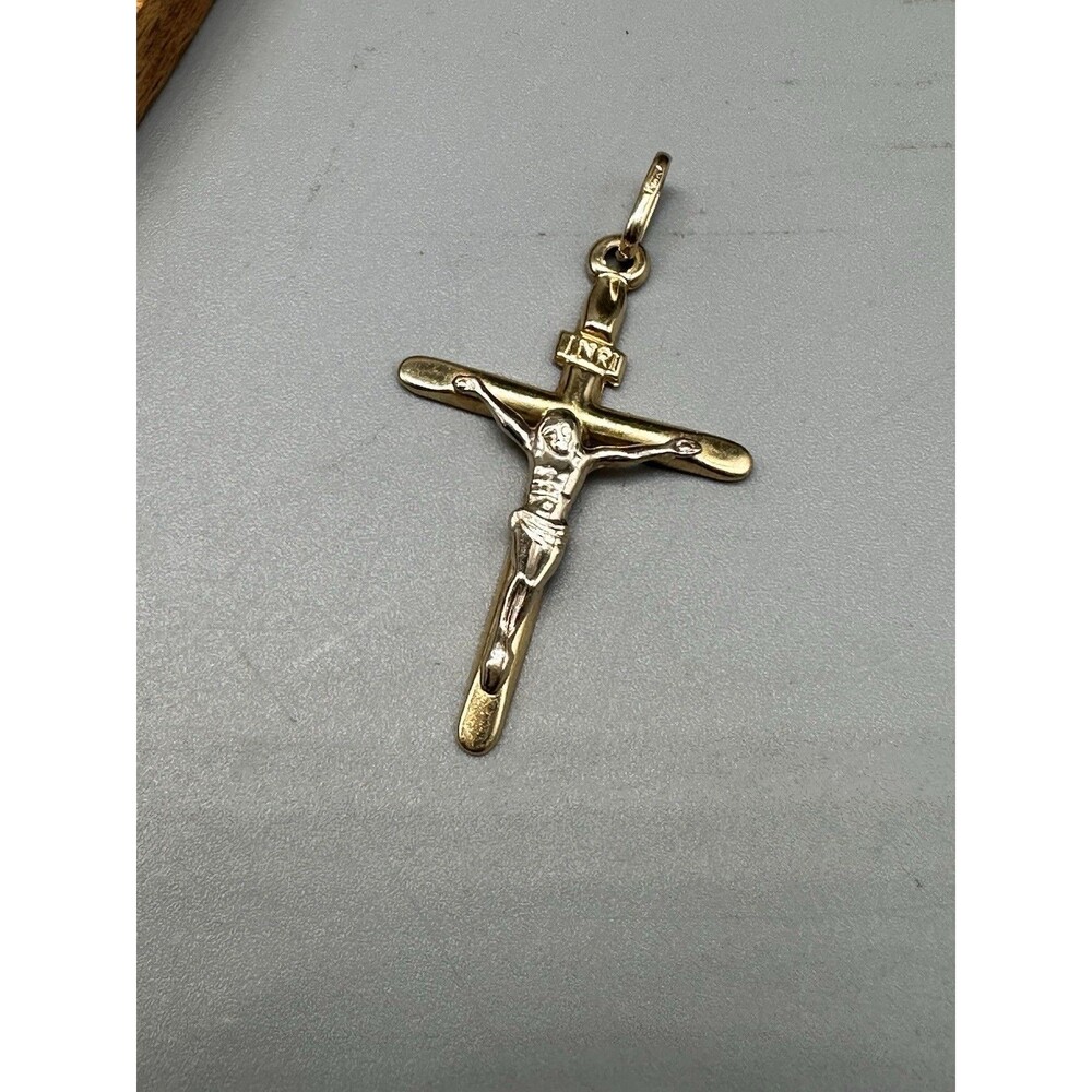 14k Italy Yellow Gold Cross INRI Pendant Jesus Faith Religious